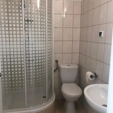 Pokoj Dwuosobowy Vendégház *
